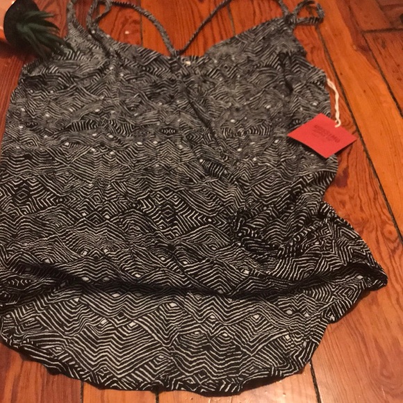 Mossimo Supply Co. NWT tank - Picture 3 of 5